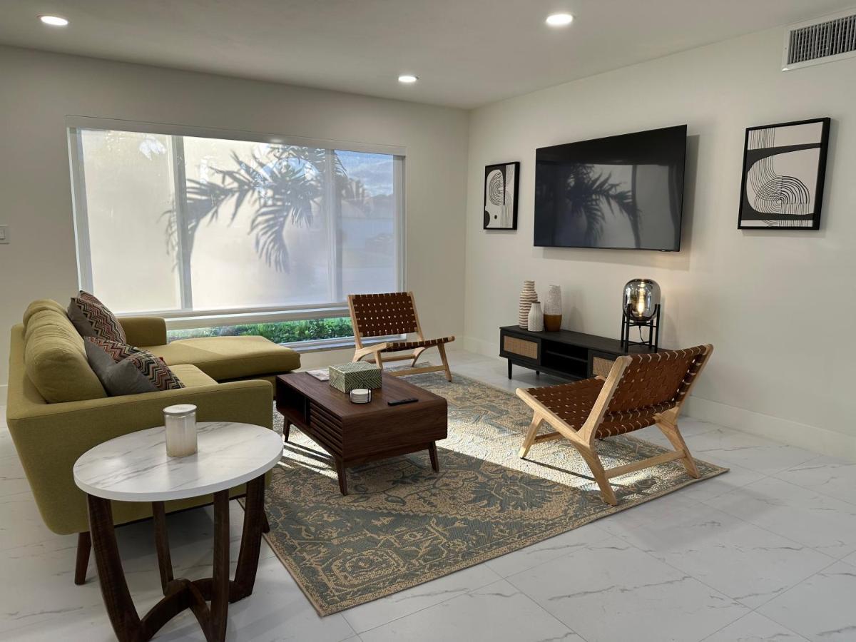 The Sun House - 3 Bed, 2 Bath, Private Pool, Fire Pit, Huge Backyard Villa Fort Lauderdale Buitenkant foto