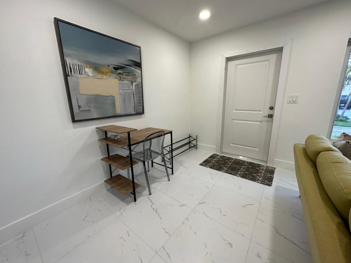 The Sun House - 3 Bed, 2 Bath, Private Pool, Fire Pit, Huge Backyard Villa Fort Lauderdale Buitenkant foto
